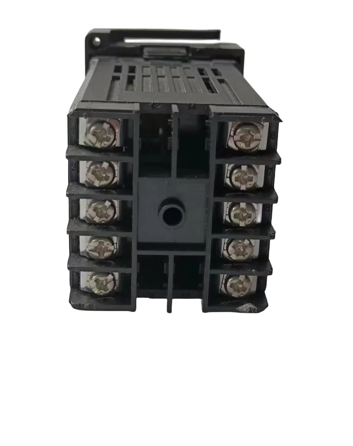 Bộ điều khiển nhiệt độ REX-C100