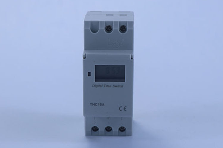 Sakelar kontrol waktu THC