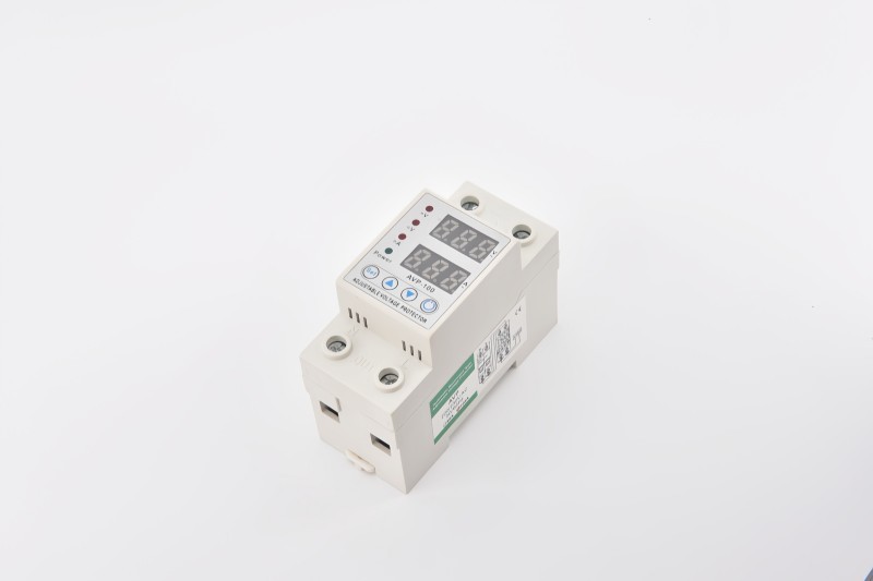 Pelindung Tegangan AVP-100A