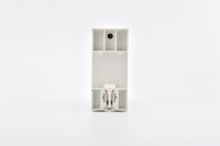 Pelindung Tegangan AVP-100A