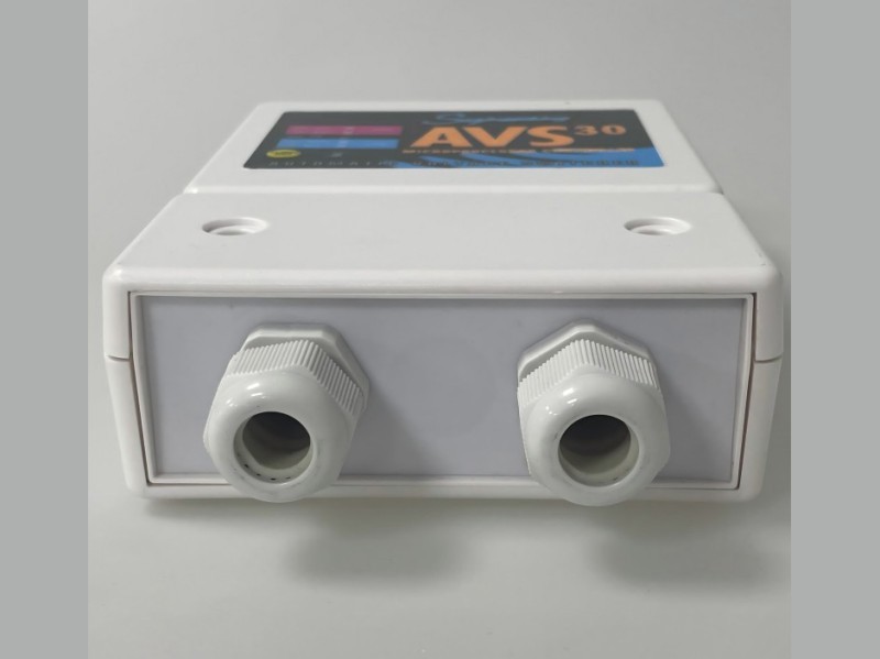 Pelindung Tegangan AVS-30A