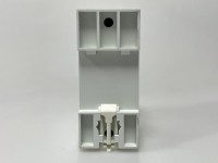 Pelindung tegangan lebih dan tegangan rendah tampilan ganda