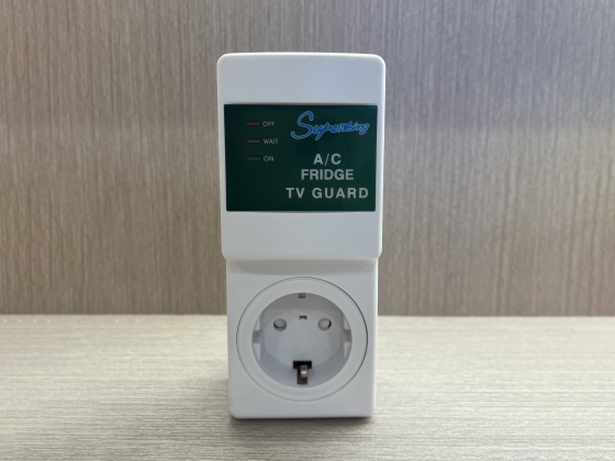 Gaya EropaAC KULKAS TV GUARD Tiga dalam Satu Daya tinggi