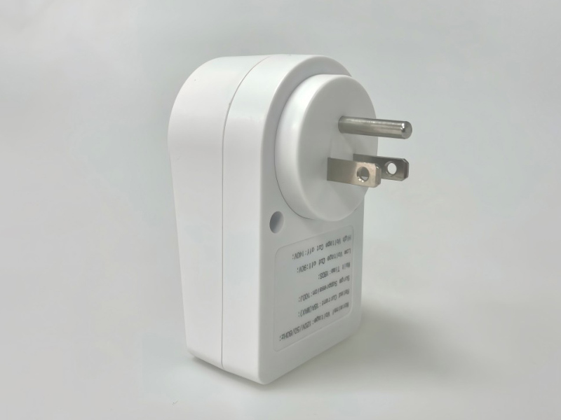 Pelindung tegangan Amerika 2155