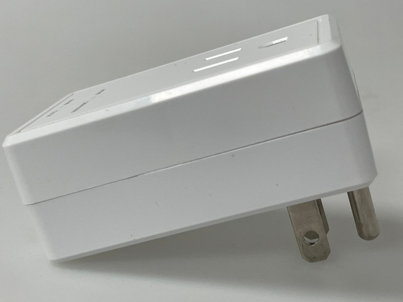 Pelindung tegangan Amerika KE-V188