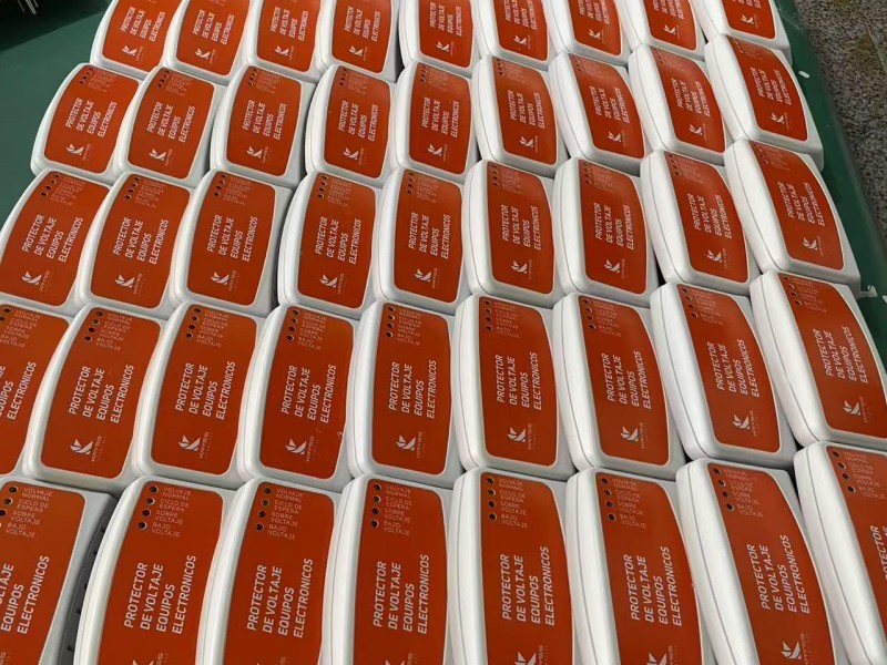 V008-120VorangePelindung tegangan Amerika