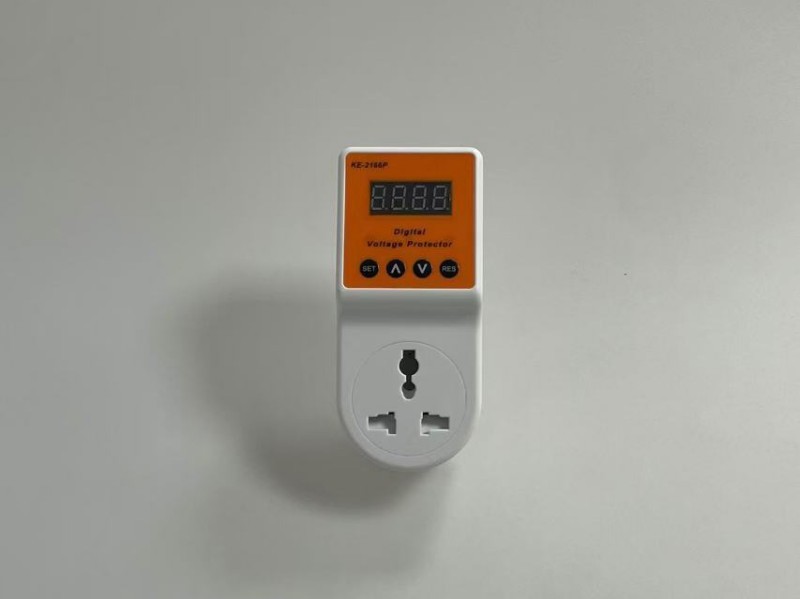 Protecteur de tension argentin 2166P