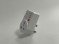 2155 Universal British StylePelindung tegangan Inggris