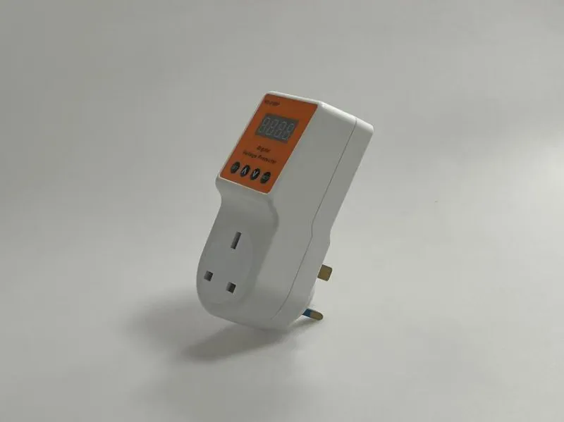 2166P Kiểu AnhBộ bảo vệ điện áp Anh