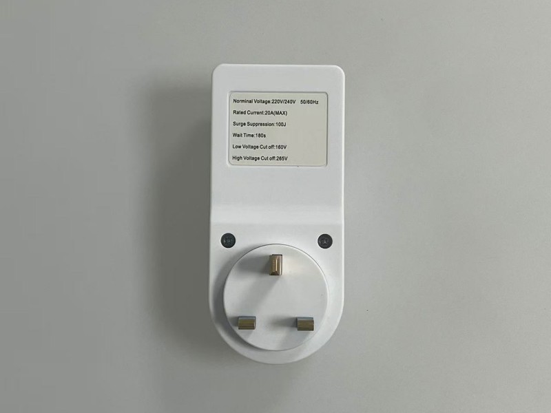 2166Pelindung tegangan Inggris