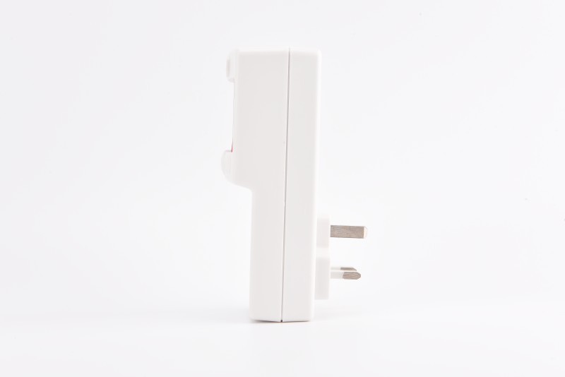 Pelindung TVPelindung tegangan Inggris