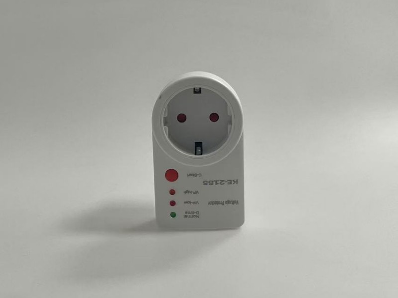 2155 Pelindung tegangan Eropa Universal