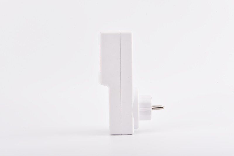 Pelindung TVPelindung tegangan Eropa