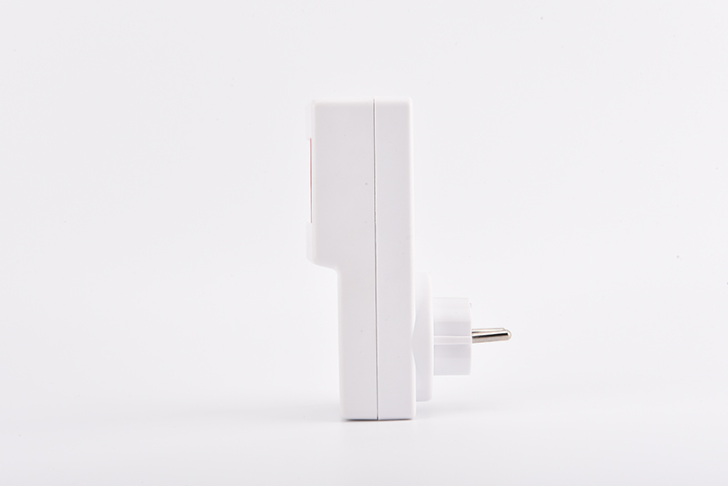 Pelindung TV gaya Eropa TV GUARD Berbagai macam colokan