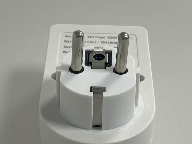 2155 Universal European StylePelindung tegangan universal