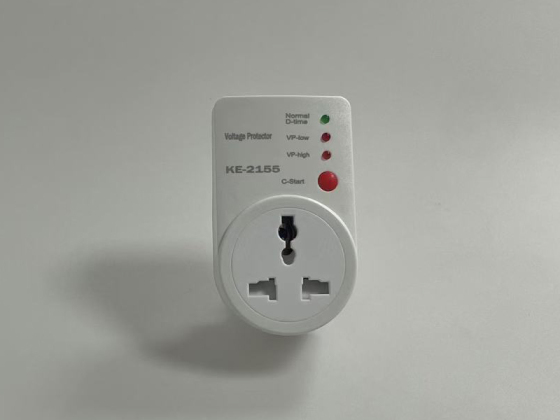 2155 Universal British StylePelindung tegangan universal