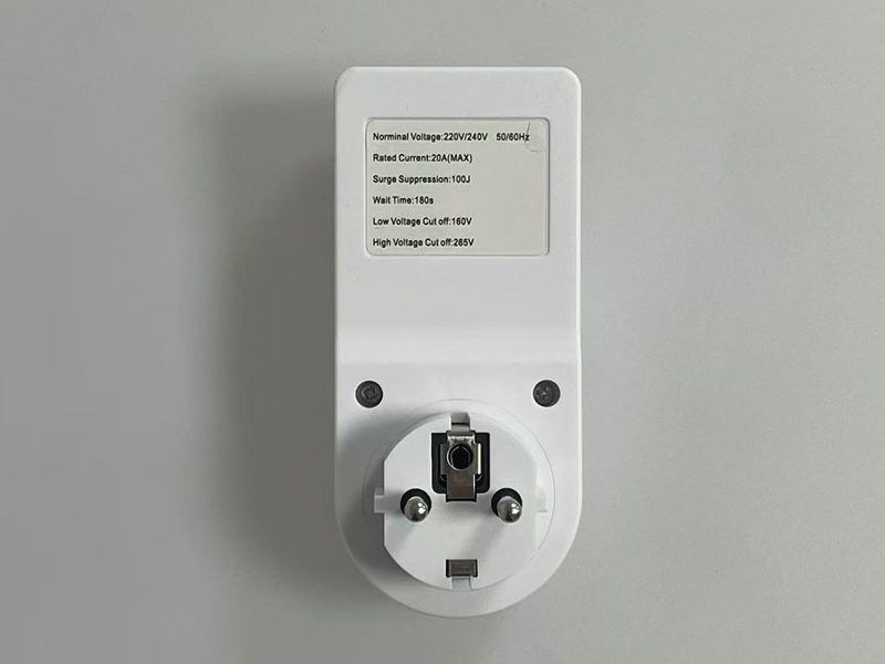 2166 Universal European StylePelindung tegangan universal