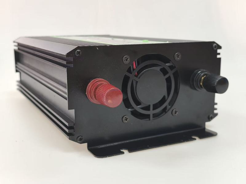 प्योर साइन वेव इन्वर्टर DC12V/24V/48V हाई पावर 300W सोलर फोटोवोल्टाइक ग्रिड-टाई कन्वर्टर 220V 94.8% दक्षता चीन