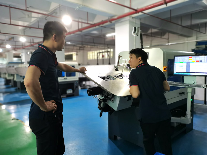 片頭3Dワイヤーフォーミングマシンにカッターを取り付ける際の注意事項