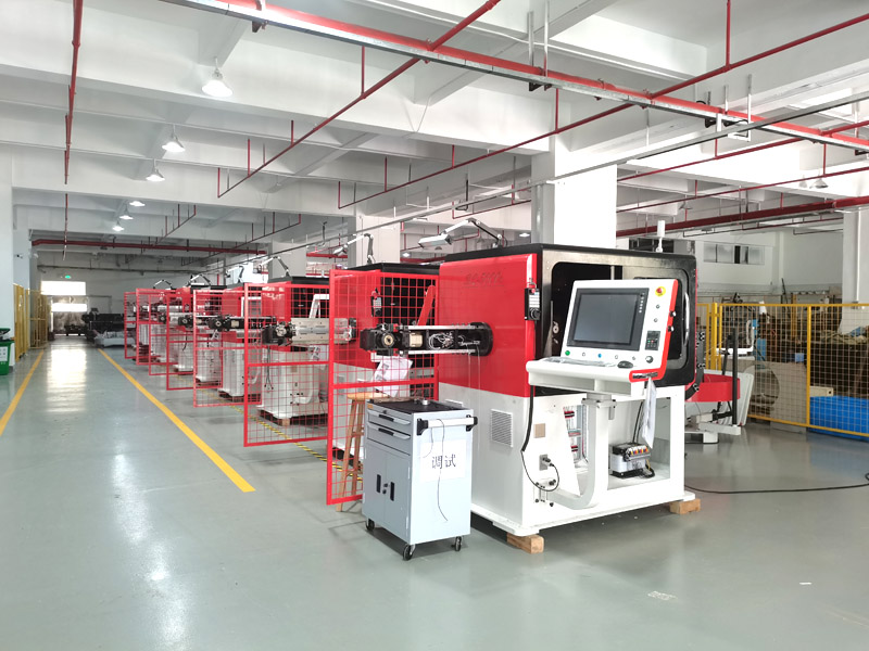 企業は従業員の作業を楽にするために 3D ステンレス鋼ワイヤー曲げ機を使用しています