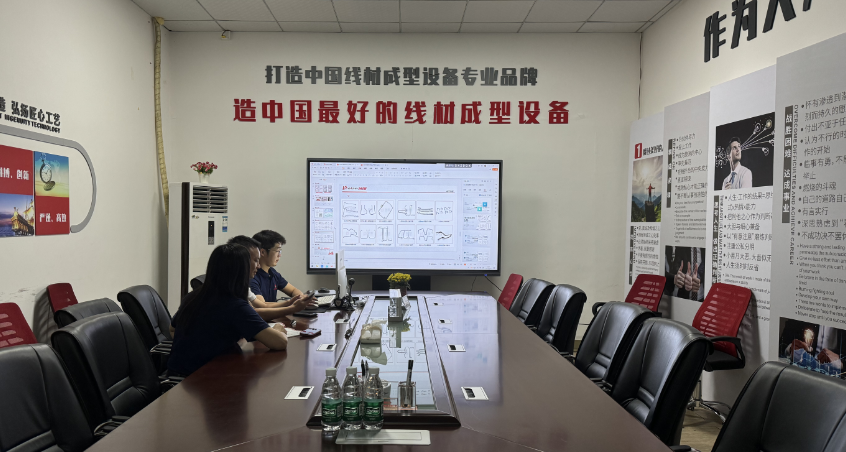 新入社員がワイヤーベンディングマシンの知識を独学で学ぶことの重要性