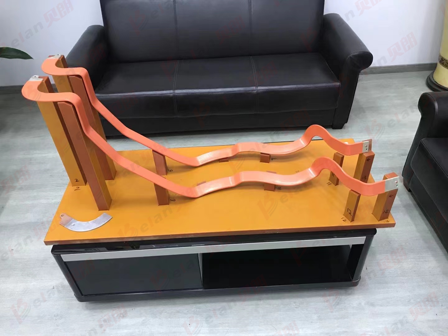 Belan's copper and aluminum bar bending machine injects long-term kinetic energy into the cooperation with Aptiv Belan's copper and aluminum bar bending machine injects long-term kinetic energy into the cooperation with Aptiv