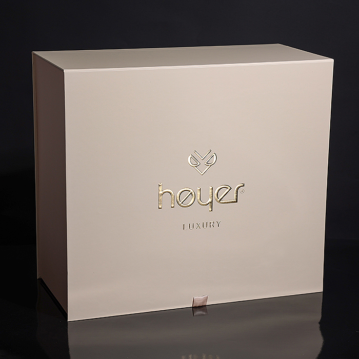 Wholesale rigid paper boxes with ribbon