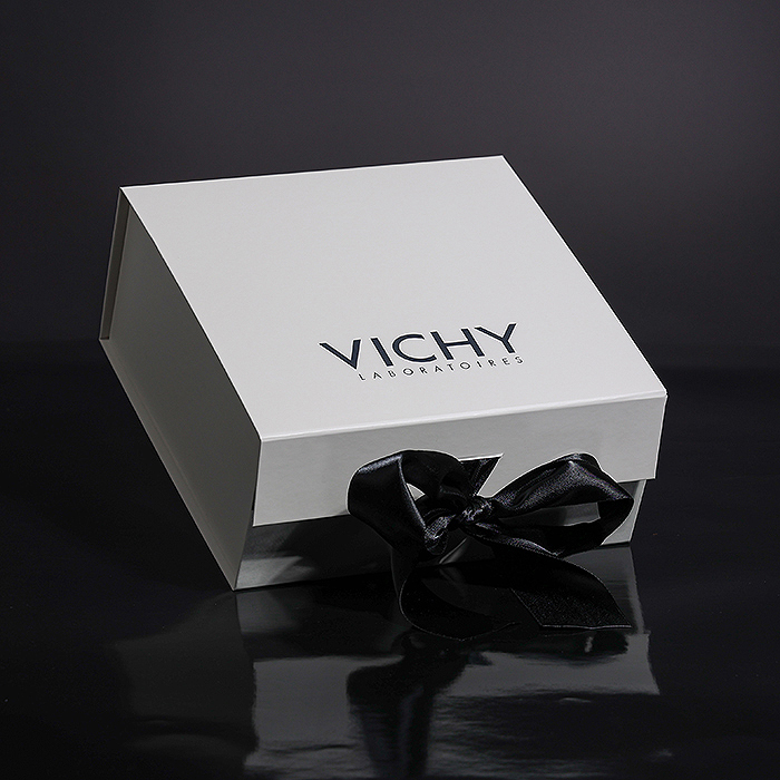 Foldable luxury packaging for storage