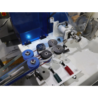 Mașină de ambalat și descărcat scobitori