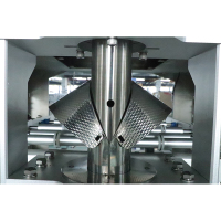 Máy đóng gói đứng có bộ nạp cốc đong