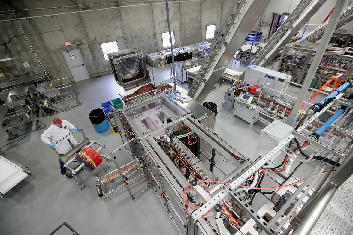 pouch packaging machine