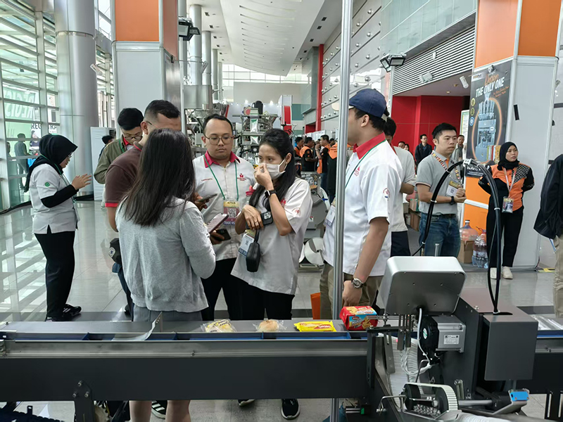 2341223.jpg 2341223.jpg