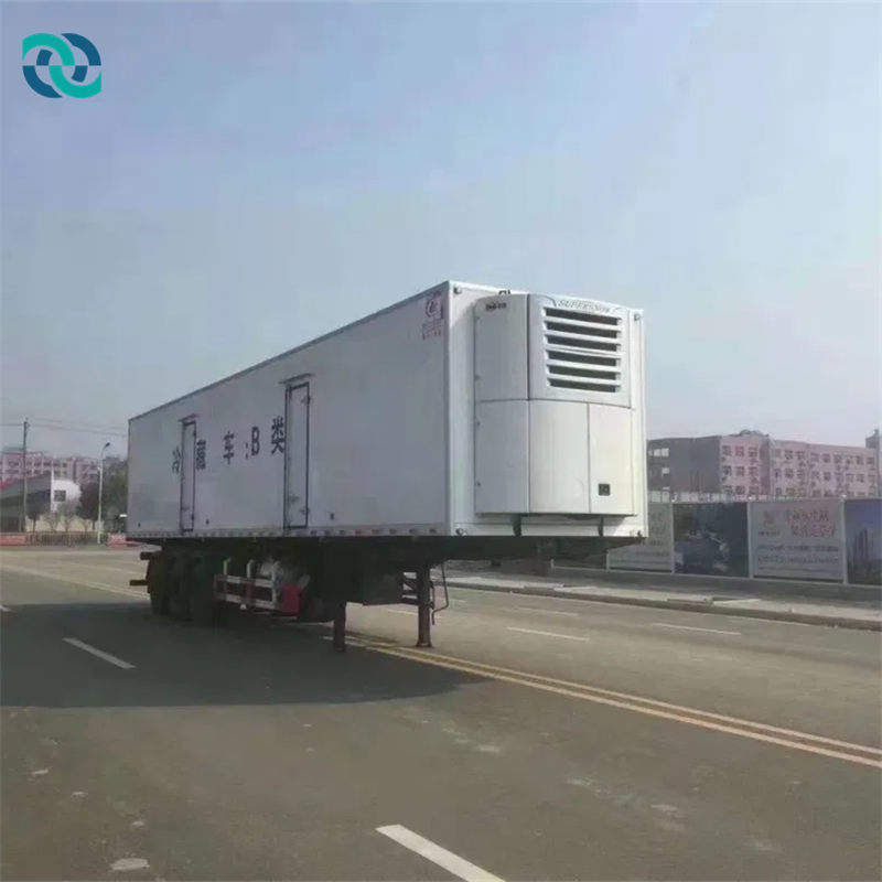 Trailer Semi Berpendingin 3 Gandar 45FT