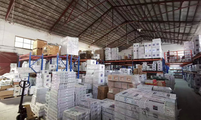 Shandong Jiulong Supply Chain Management Co., Ltd. ha afegit un nou magatzem de peces d'autobús Yuchai!