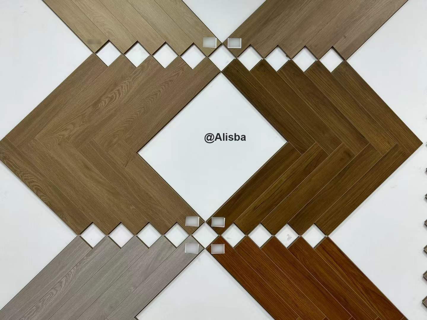 Изследване на безкрайните възможности на подовия дизайн на рибена кост