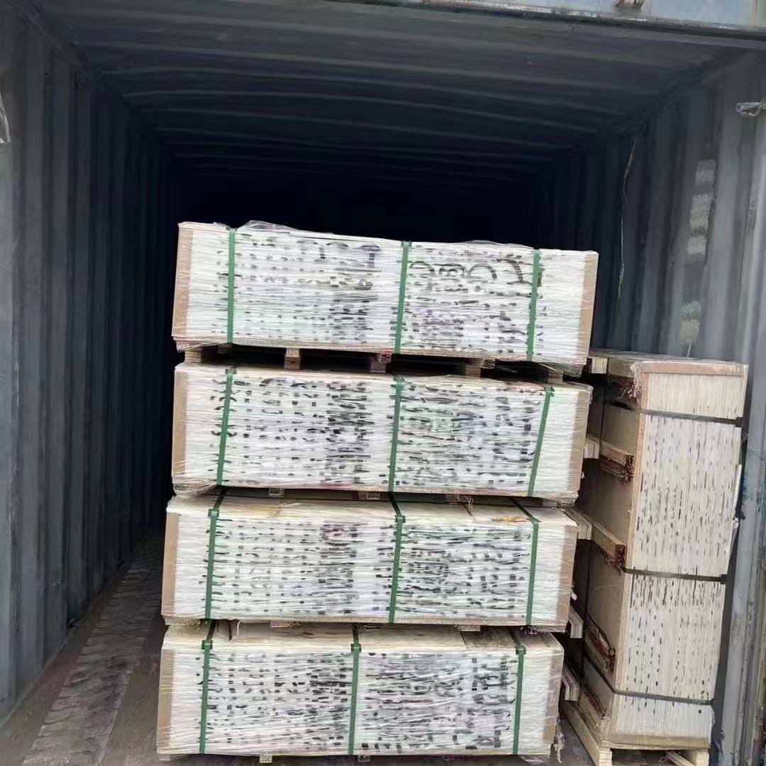 Інноваційна упаковка з ультрафіолетового картону для палетування для підвищення ефективності логістики та безпеки продукції