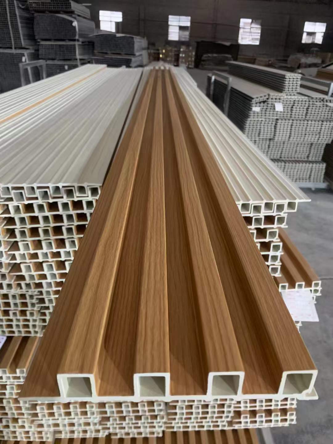 Гарячий продаж 160 * 24 * 2900 мм WPC стінова панель