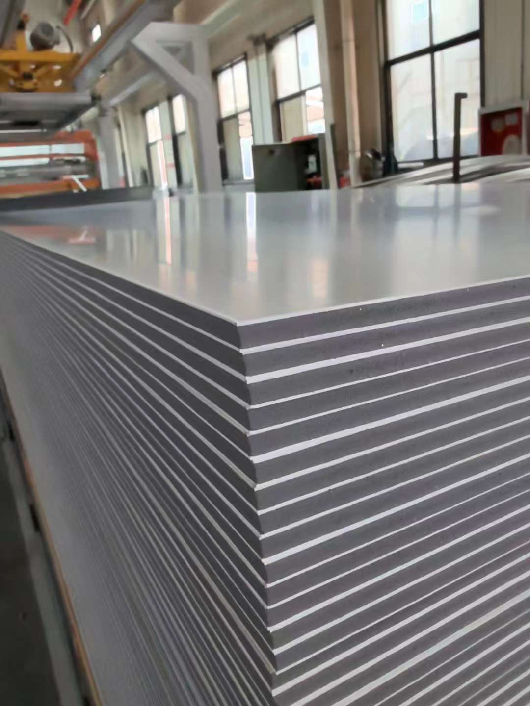 Pannello estruso per fornitura di carbone di bambù