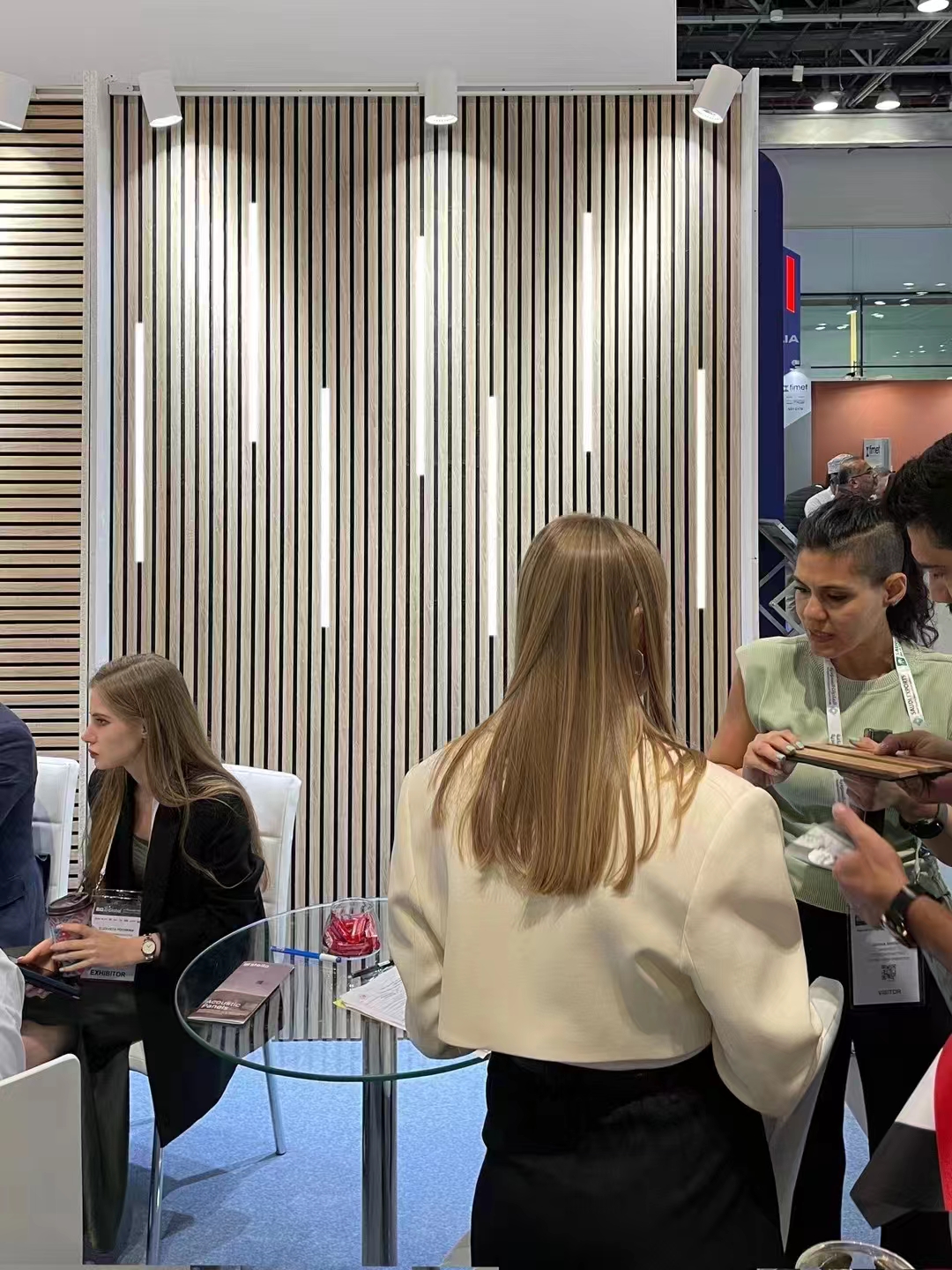 pannello murale in wpc con luce led