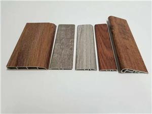 What are the popular colors recommended for SPC skirting boards