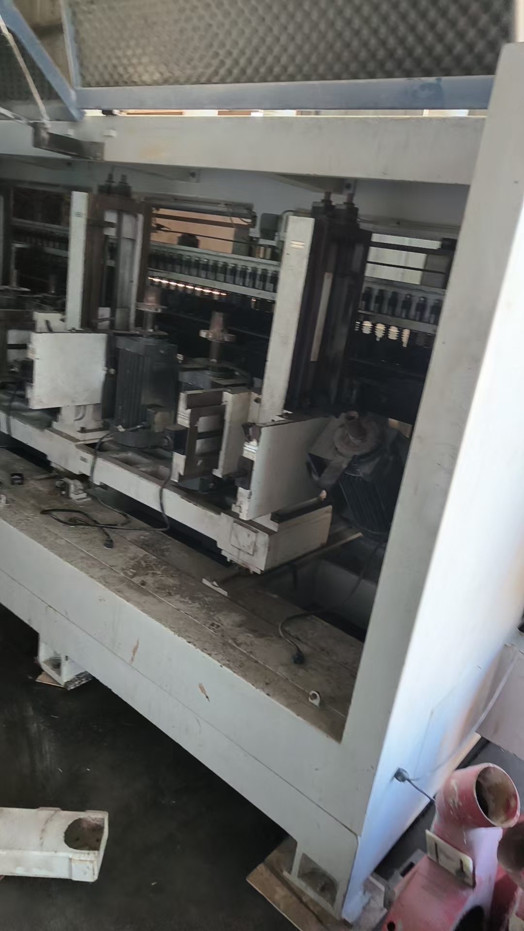 W 2025 roku zakupiliśmy kolejną maszynę do robienia klików