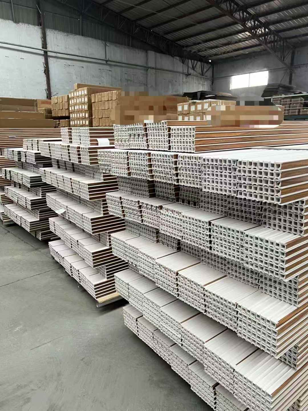 The 160mm wpc wall panel is suitable for various scenarios