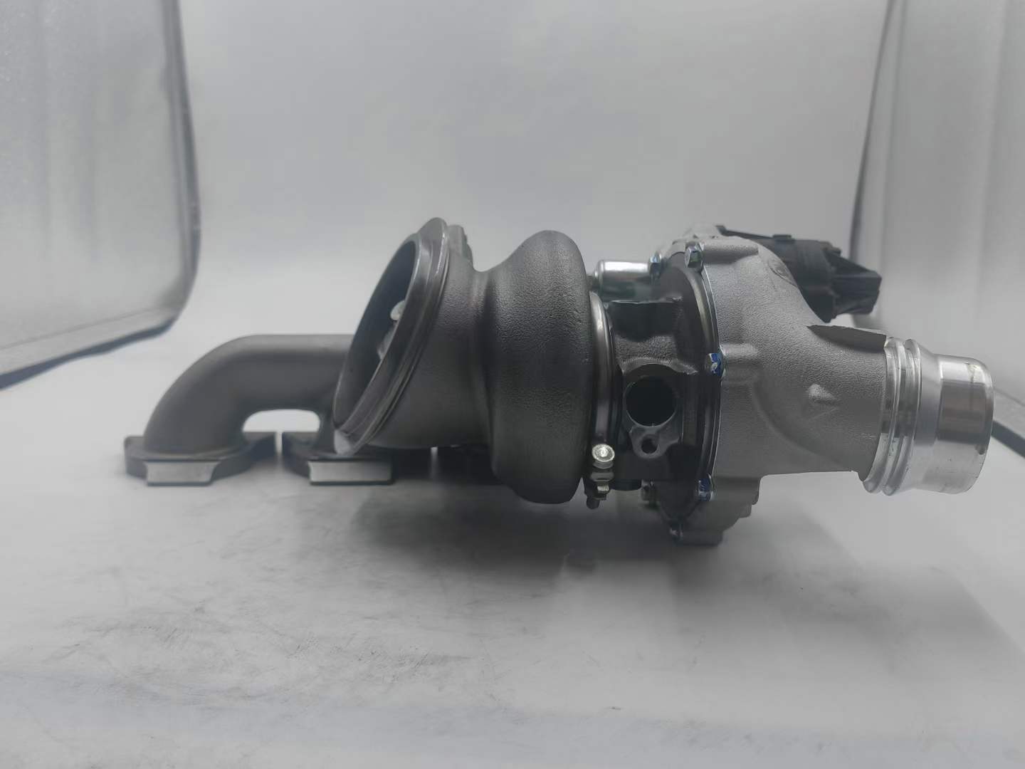 MGT2056 turbocharger 851676-0004 8631904 8629970 7953253 Turbo For BMW X2 M35i F39 225 Kw 2019