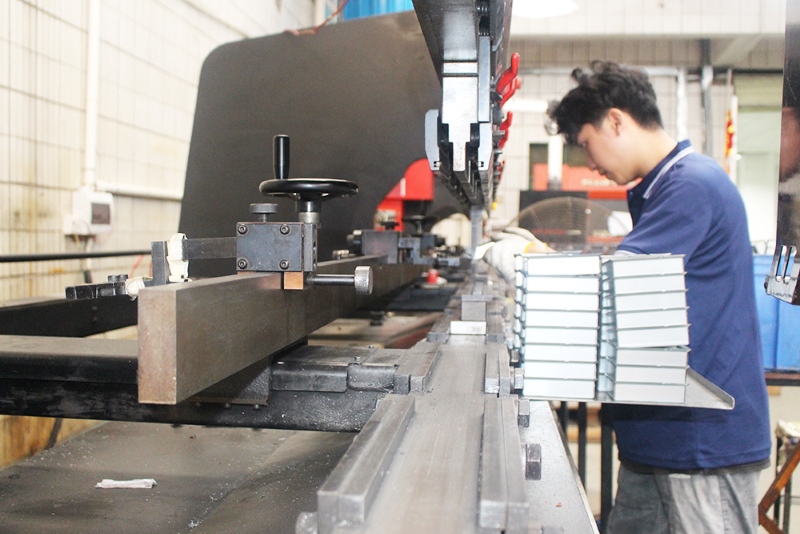 New Trends in Digital Transformation in The Stamping Industry