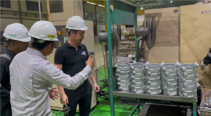 Visiting customers and project negotiation