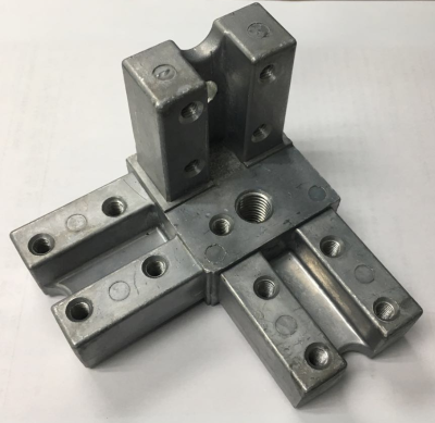 Indonesian customers purchase L-shaped metal tripod brackets for a long time