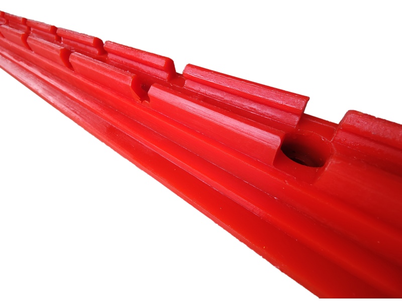 Polyurethane rail seat