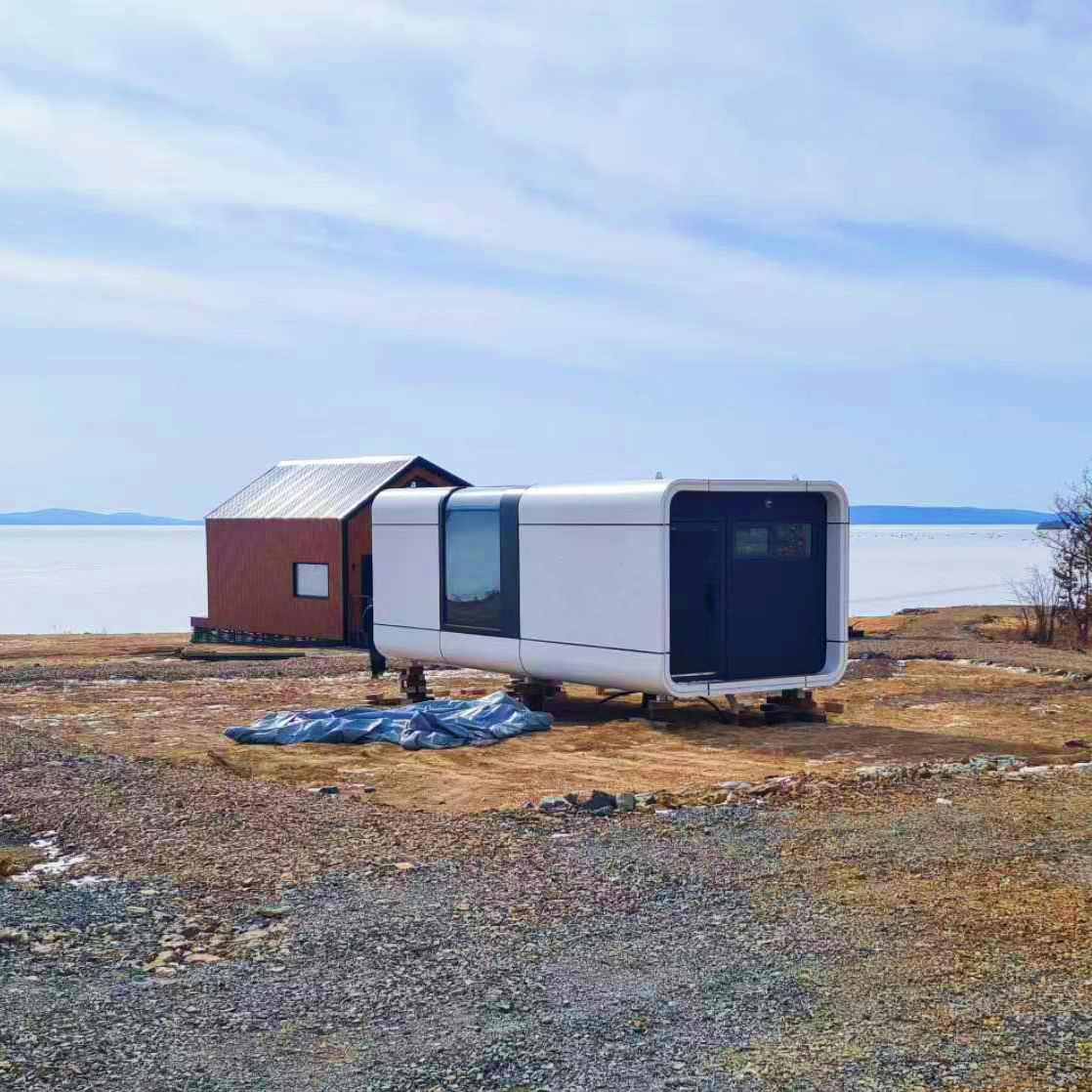 Case a capsula spaziale consegnate in Russia