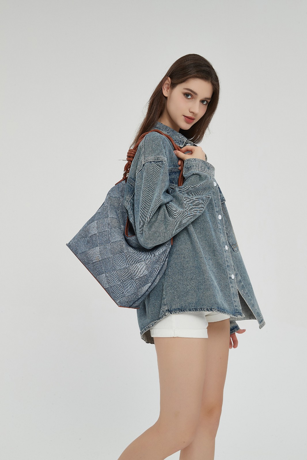 Shoulder bag