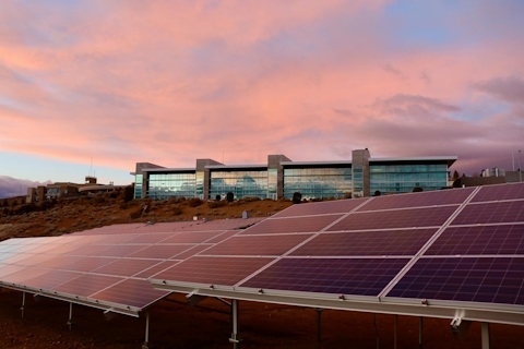 Im Jahr 2023 kam es zu einem deutlichen Wandel beim Ausbau erneuerbarer Kapazitäten, angetrieben durch den chinesischen Solar-PV-Markt